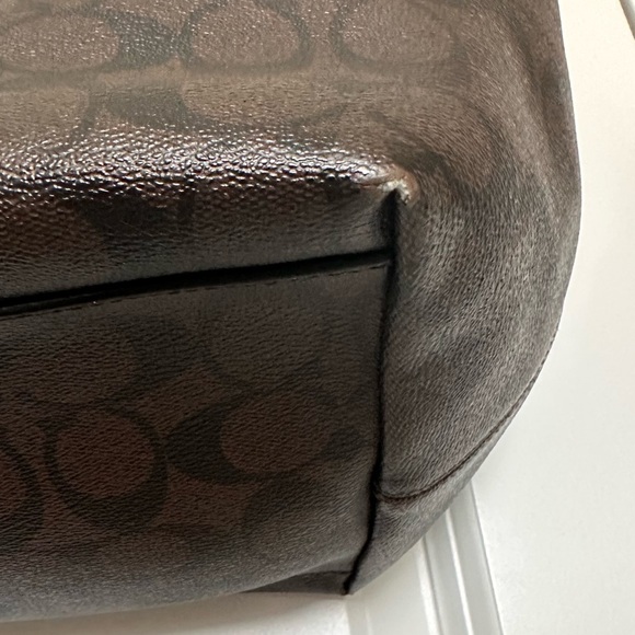 COACH WOMEN’S SIGNATURE STREET ZIP TOTE BLACK/ BROWN - Picture 8 of 15